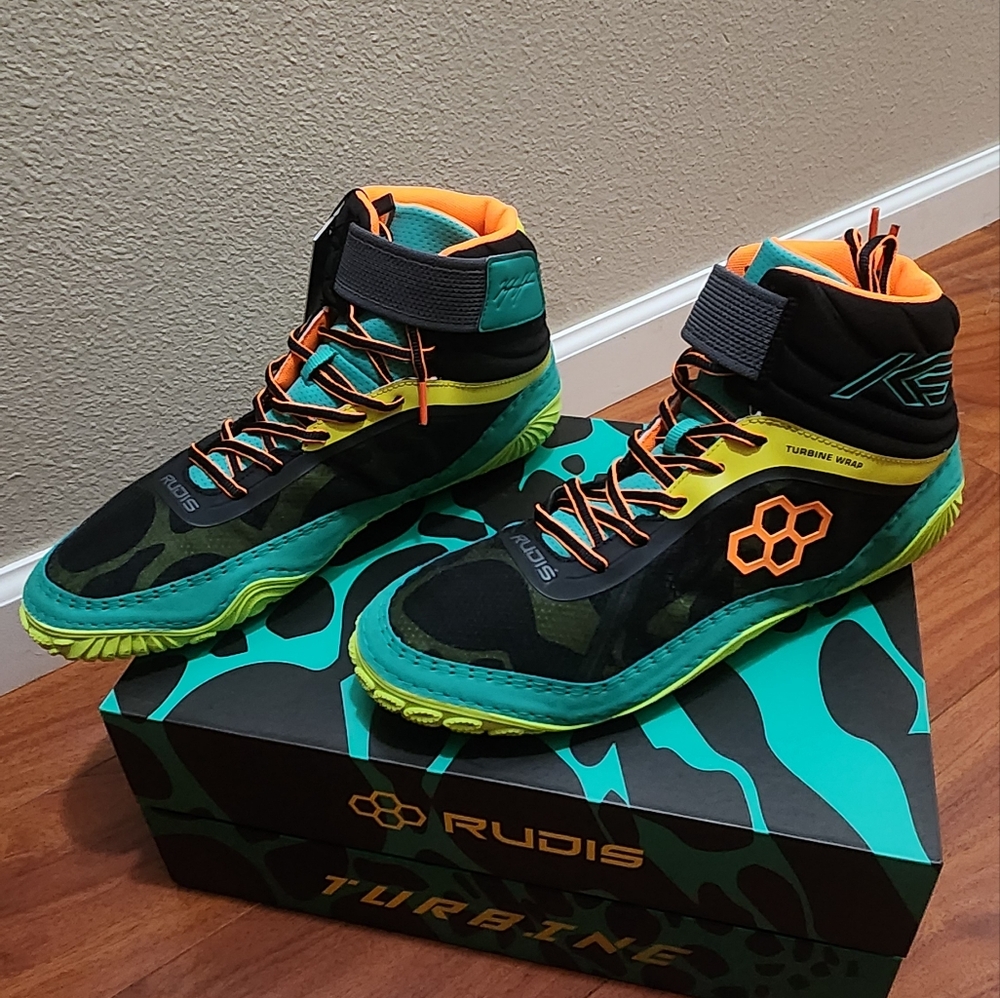 Rudis Kyle Snyder Turbine wrestling shoes size 12.